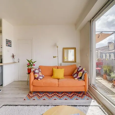 Joli Avec Grand Balcon Centre Апартаменты Бордо